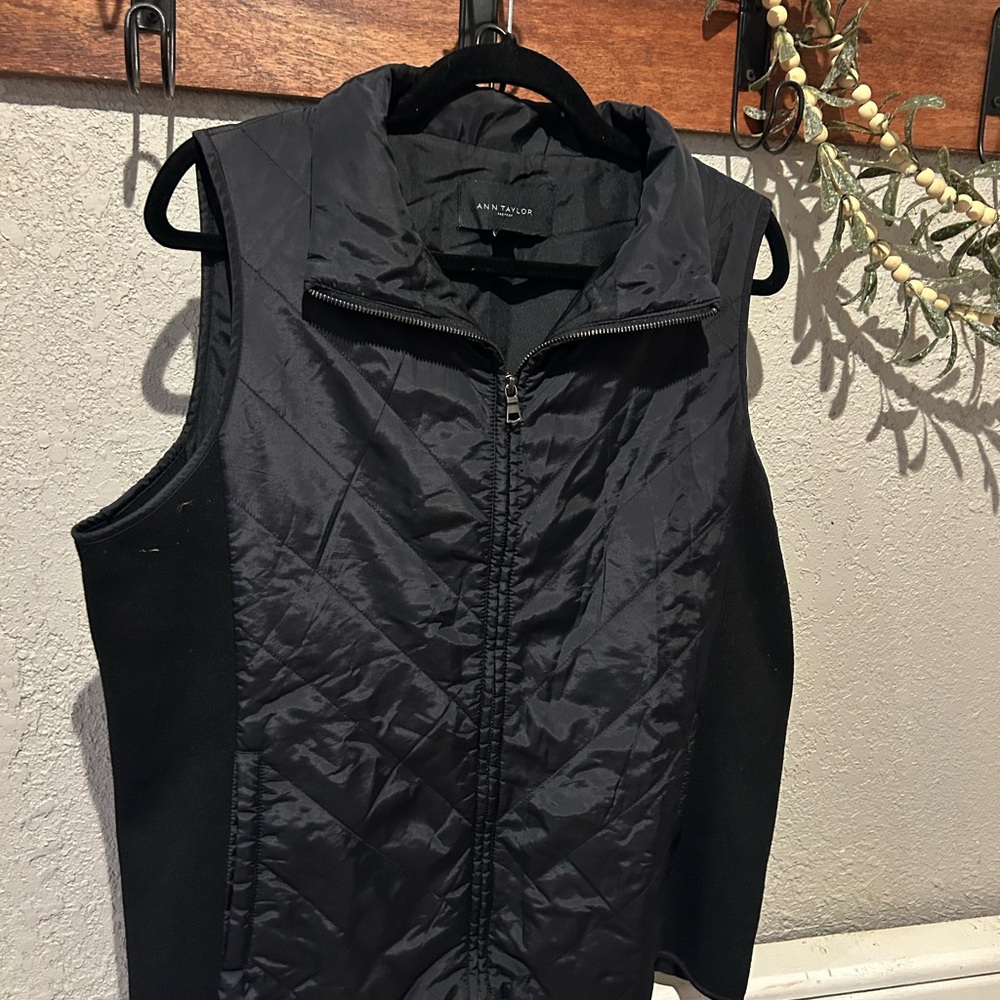 Ann Taylor Black Quilted Vest